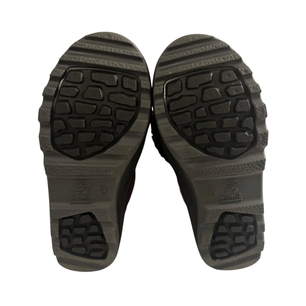 Kamik Girl’s Fur-Lined Vegan Winter Snow Outdoor Boots - Black and Pink Size 4 - Picture 7 of 9